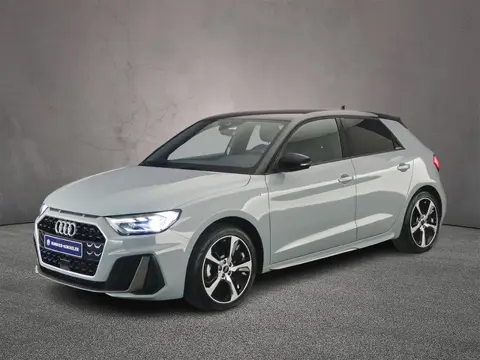 Audi A1 Sportback 25 TFSI S edition | Parkeersensoren | Cruise Control | Privacy Glas | LED | Audi V