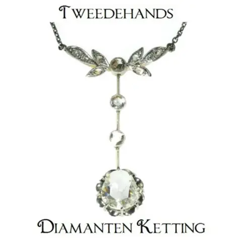 Tweedehands kettingen, hangers, colliers met unieke verhalen