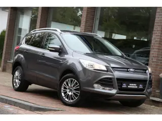 Ford Kuga 1.6 Titanium Plus 4WD Leer Schoufdak Navi