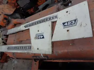 International - 423 zijschild nieuw type