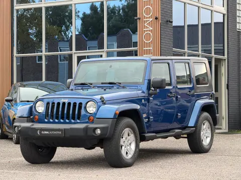 Jeep Wrangler Unlimited 3.8 Sahara - Afneembaar Dak - Centrale vergrendeling - Elektrische ramen