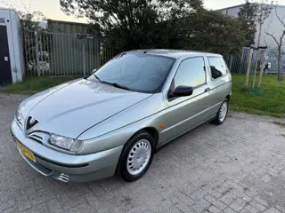 Alfa Romeo 145 1.4-16V T.Spark 127.357km NAP, Nwe APK