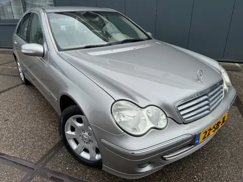 Mercedes-Benz C-klasse 180 K. Elegance | NAP | CARPLAY |