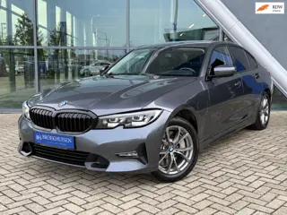 BMW 3-serie 330e High Executive M-Sport 292pk Camera / Trekhaak / Harmon Kardon Audio