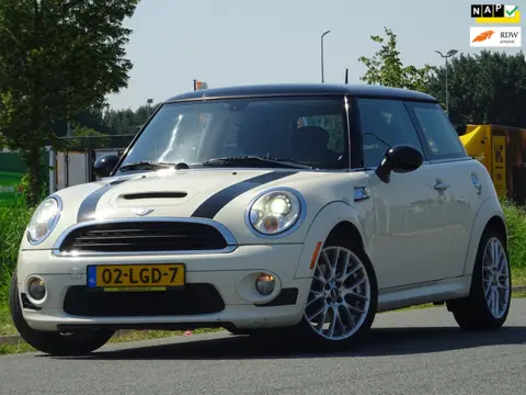 Mini MINI 1.6 Cooper S Chili NAP/NAVI/XENON/PDC/H&K/NW APK