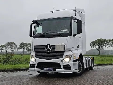MERCEDES-BENZ ACTROS 1843