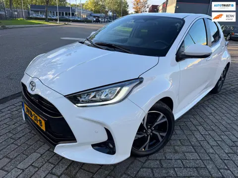 Toyota Yaris 1.5 HYBRID 142PK DYNAMIC 2025 FACE-LIFT ACC AUTOMAAT LUXE NAP