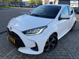 Toyota Yaris 1.5 HYBRID 142PK DYNAMIC 2025 FACE-LIFT ACC AUTOMAAT LUXE NAP