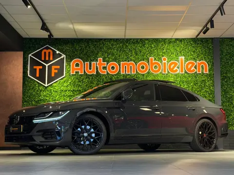 Volkswagen ARTEON 2.0 TSI 3x R-LINE|PANO|VIRTUAL|DYNAUDIO|MASSAGE