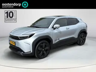 Toyota Urban Cruiser Executive 61 kWh | Panoramadak | CarPlay | Camera