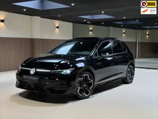 Volkswagen GOLF 1.5 eTSI R-Line Edition|Pano|Matrix|Keyless|360|Sfeerverlichting|