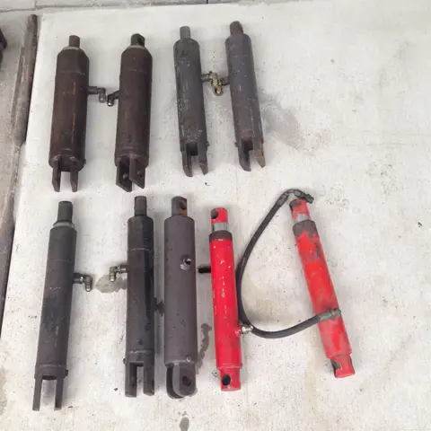 Diverse hefcilinders