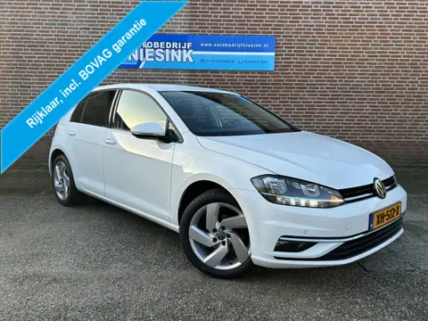 Volkswagen Golf 1.0 TSI Automaat ACC/PDC/Carplay (bj 2019)