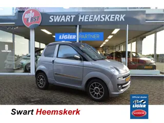 Microcar Brommobiel M.GO Premium DCI Bi-Tone | Parkeersensoren |  Dagrijverlichting | Bovag
