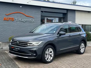 Volkswagen Tiguan 1.4 TSI eHybrid 245pk 1EIG pano trekh IQ