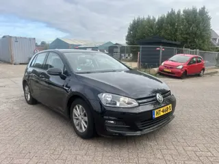 Volkswagen Golf 1.0 TSI Bns Ed. Con