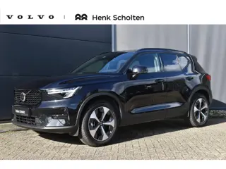 Volvo XC40 B4 Plus Dark | Trekhaak | Elektrisch verstelbare voorstoelen | Verwarmbare voorstoelen, s