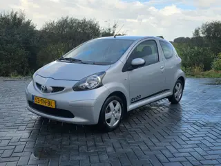 Toyota Aygo 1.0-12V Comfort AIRCO nieuwe APK!