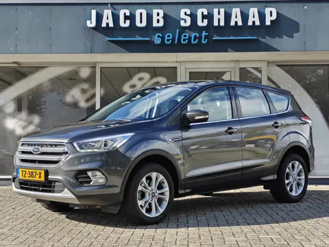 Ford Kuga 1.5 EcoBoost Titanium / Keyless / Trekhaak (2000kg) / Navi / Carplay