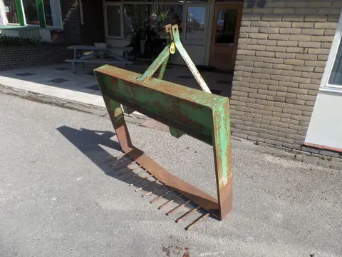 BASRIJS lichter 135 V