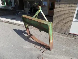 BASRIJS lichter 135 V