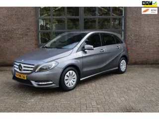 Mercedes-Benz B-klasse 180 Ambition CC|AC|AUT|PDC NIEUWE APK