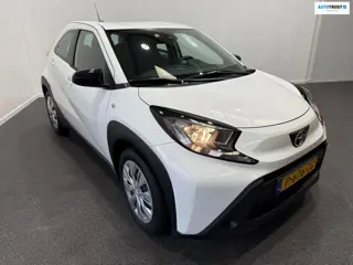 Toyota Aygo X 1.0 VVT-i MT Play