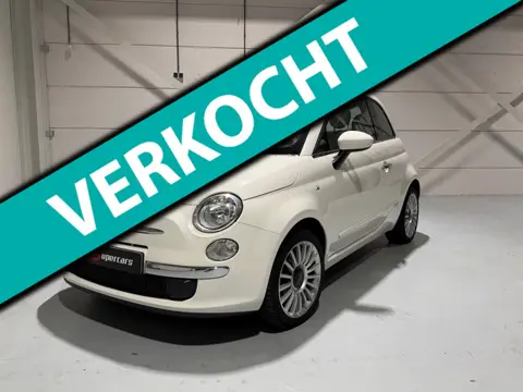 Fiat 500 1.2 Lounge - 4 Cilinder! - PANO - Riem VV. - Parkeer Sensoren