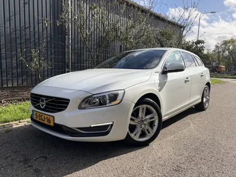 Volvo V60 2.4 D6 AWD Plug-In Hybrid Summum / LEER / MEMORY / AUTOMAAT / TREKHAAK