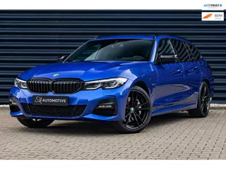 BMW 3-serie Touring 330e xDrive M Sport / PANO / HUD / TREKHAAK / CARPLAY
