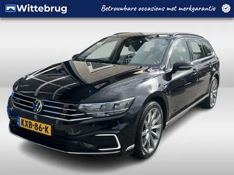 Volkswagen Passat Variant 1.4 TSI PHEV GTE Business / AUTOMAAT/ TREKHAAK/ LEER/ 18'' LMV/ CAMERA/ PA