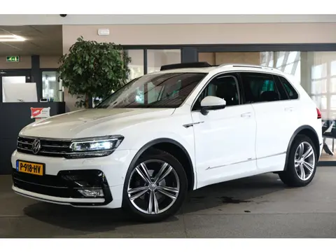 Volkswagen Tiguan 1.4 TSI 4Motion 150pk DSG R-line Pano ACC Virtual Navi 360cam Led Trekhaak