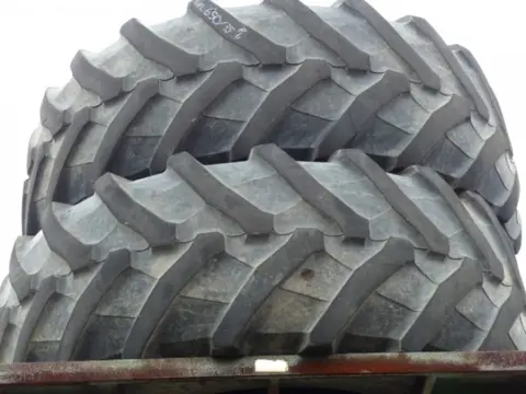 R38 Trelleborg 650/75R38