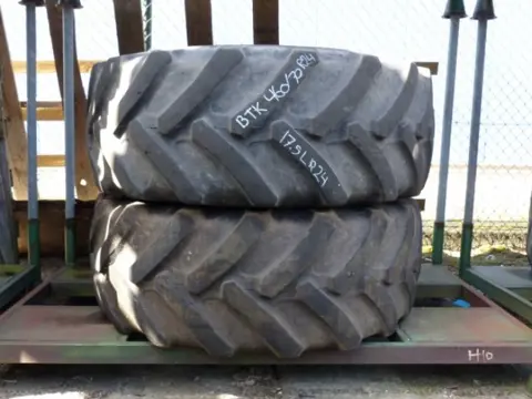 R24 BKT 460/70R24