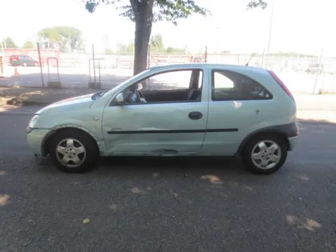 Opel Corsa C 1.2 16V 2001 Onderdelen en Plaatwerk kleur Z388