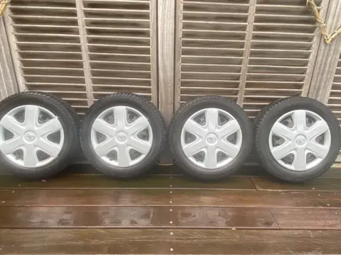 Velgen + Conti 155/65/R14 Aygo/ C1/107