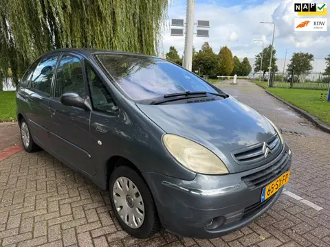 Citroen Xsara Picasso 2.0i-16V Caractère Acc Sensors Trekhaak
