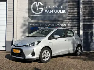 Toyota Yaris 1.5 Full Hybrid Aspiration 100PK Automaat,Clima,Cruise,Isofix,Bluetooth,KeylessEntry+St