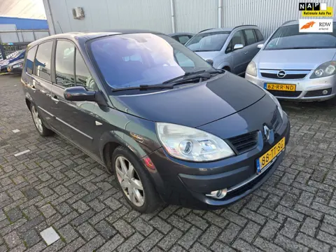 Renault Grand Scénic 2.0-16V T Tech Line 7p. Rijdt super