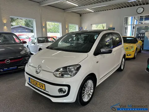 Volkswagen Up! 1.0 75PK High up! BlueMotion Panorama|Fender|Airco|Cruise|Parkeersensor