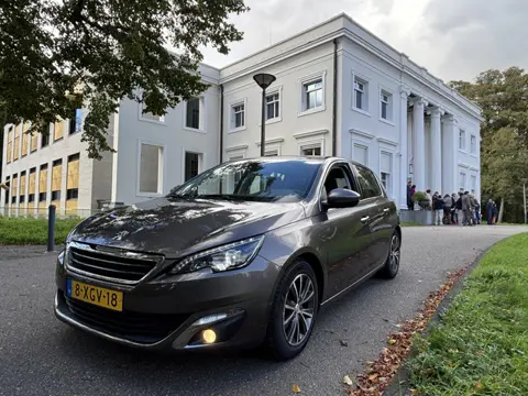 Peugeot 308 1.6, 1:23!!, NIEUW MODEL, PANORAMADAK