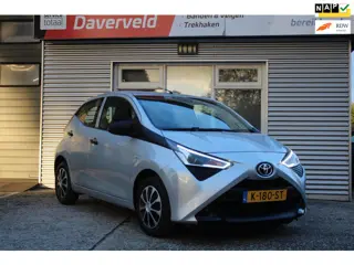 Toyota Aygo 1.0 VVT-i x-fun 5-deurs, nl-auto, nap, boekjes, netjes, zuinig, nw apk en beurt, airco, 
