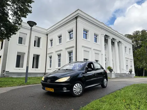 Peugeot 206 1.4 5 DEURS 1:20!, LUXE "GENTRY" UITVOERING, RIJKLAAR