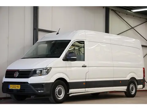 Volkswagen Crafter 35 2.0 TDI L4H3 AUTOMAAT OPRIJPLAAT TREKHAAK