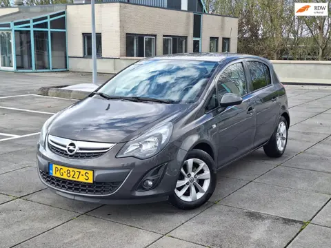 Opel Corsa € 3350,- 1.2-16V Business+ 5Dr Apk 1 Jaar Airco