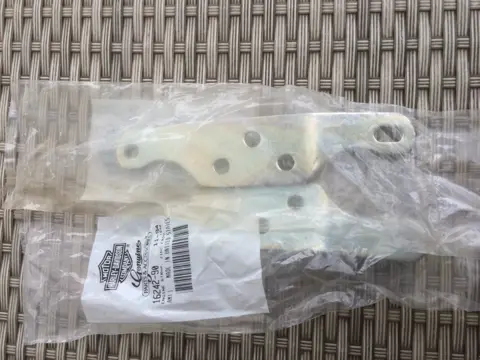 Harley EVO motorsteun, 16242-90 fits '84-'98 FXST, '86-'98 FLST, '91-'98 FXD