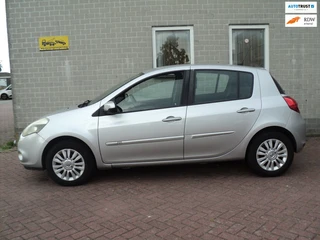 Renault Clio 1.2 TCe navi airco 5 dr bj2011