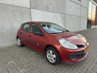 Renault Clio 1.4-16V Authentique