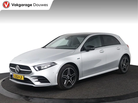 Mercedes-Benz A-klasse 250 e Business Solution AMG Limited