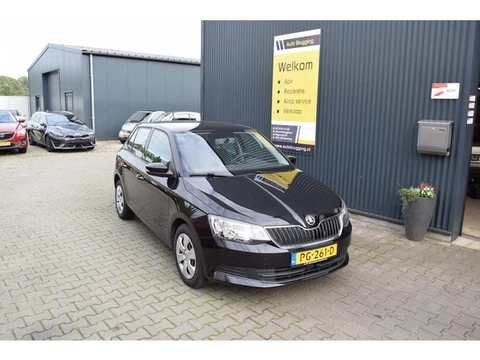 Skoda Fabia 1.0 Active Apple carplay